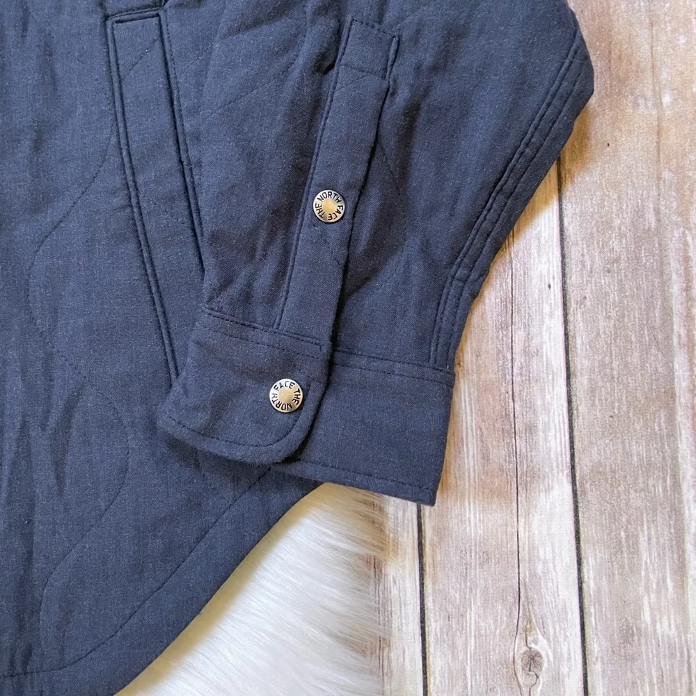The North Face Men’s Quilted Overshirt Shacket - Picture 4 of 11